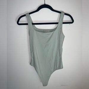 Aritzia Babaton contour thong bodysuit